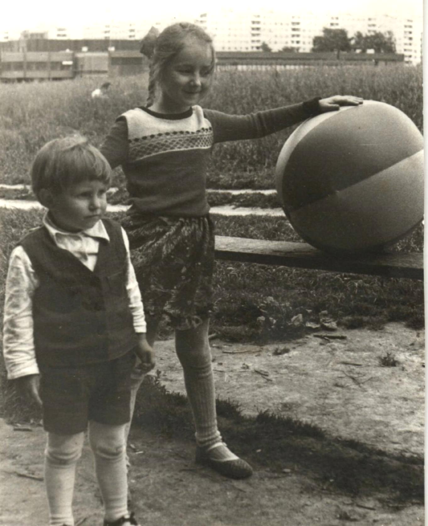 1983, in the Glade with Ball